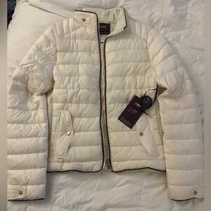 NWT Light White Puffer Jacket Size Small